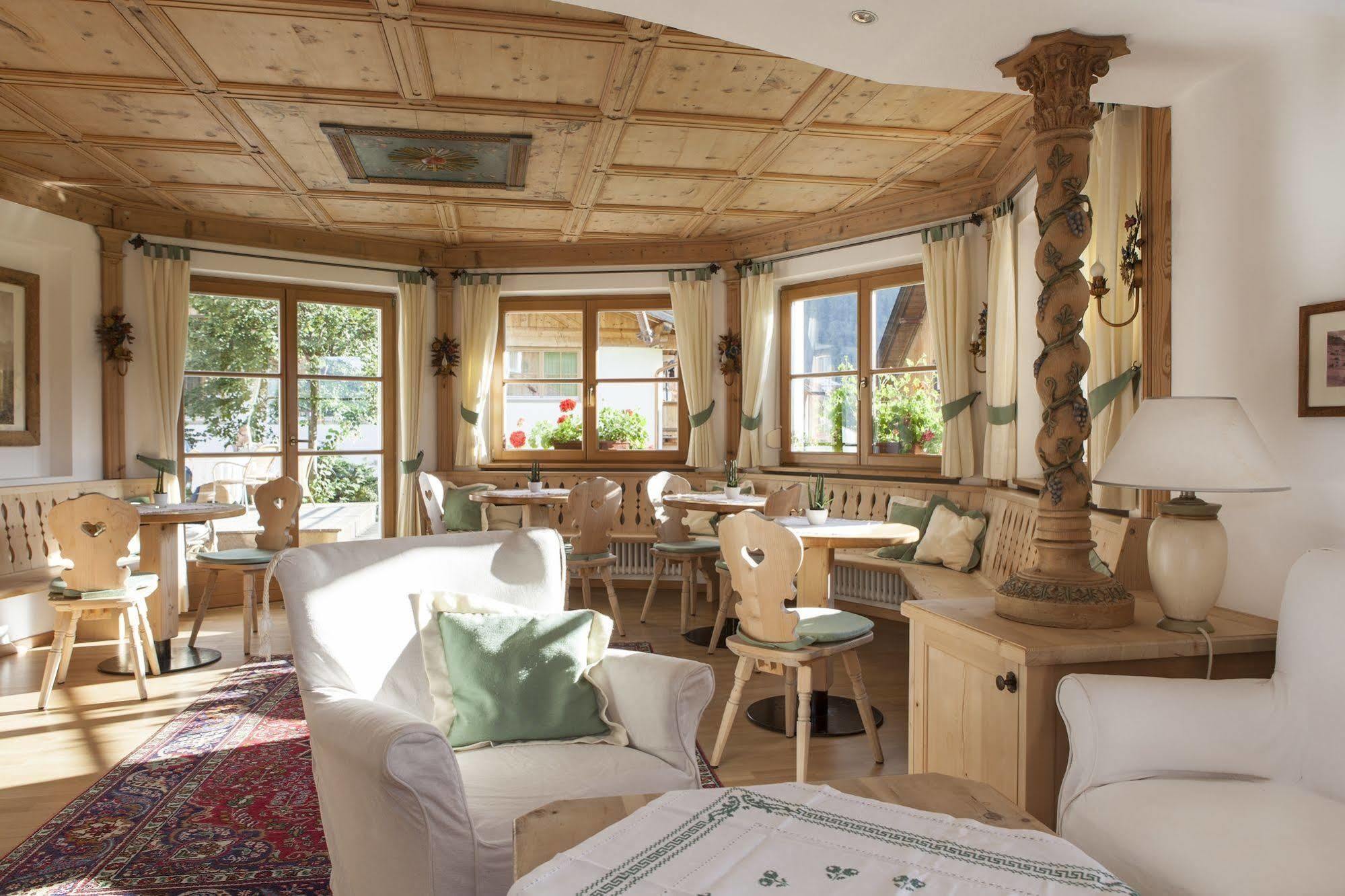 Dependance Hotel Mareo Dolomites St. Vigil Exterior foto