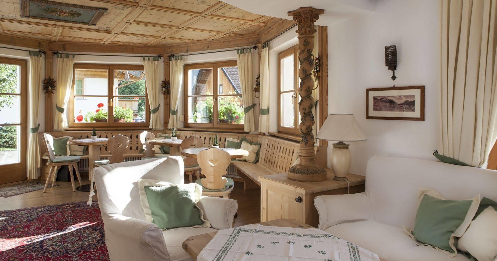 Dependance Hotel Mareo Dolomites St. Vigil Exterior foto